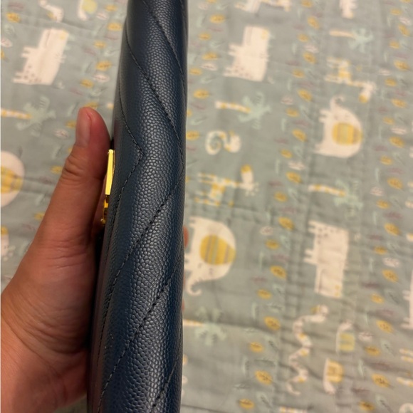 Yves Saint Laurent Zippy Wallet - Picture 16 of 16